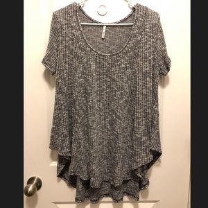 Knit women’s top